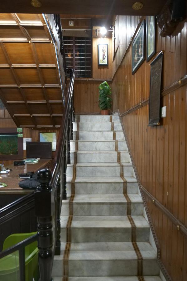 Hotel White Rose Kochi Exterior foto