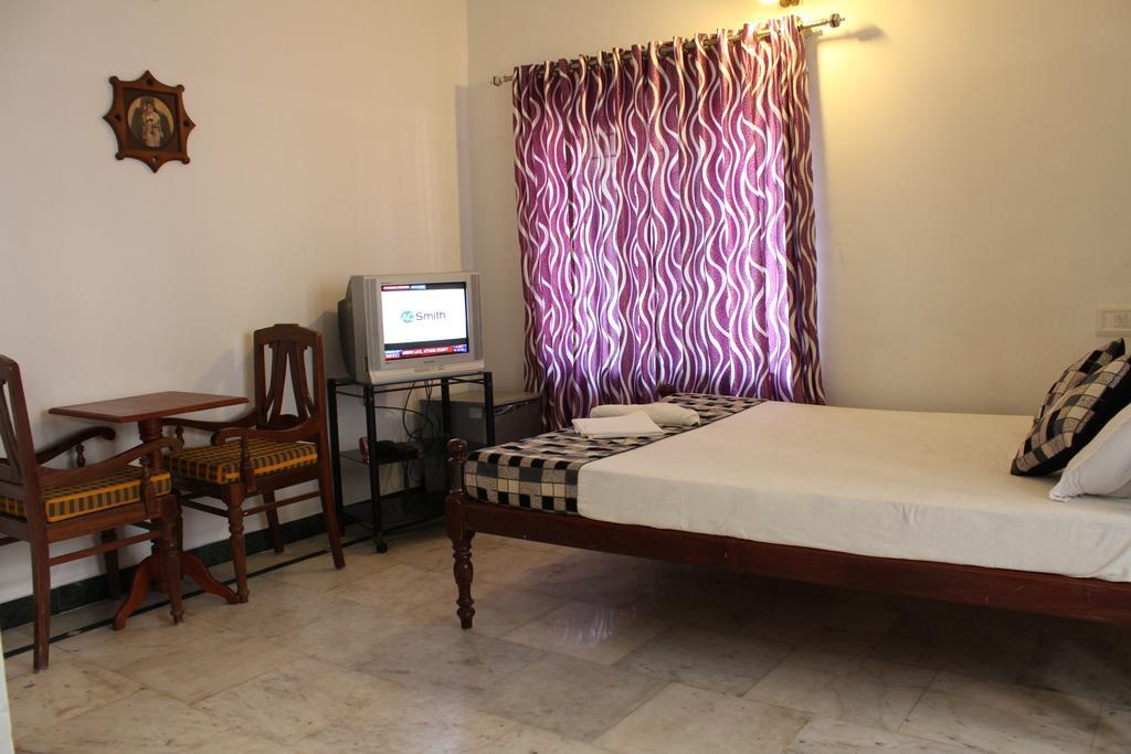 Hotel White Rose Kochi Exterior foto