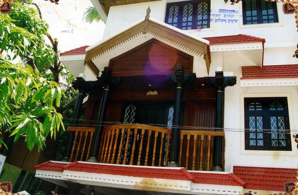 Hotel White Rose Kochi Exterior foto