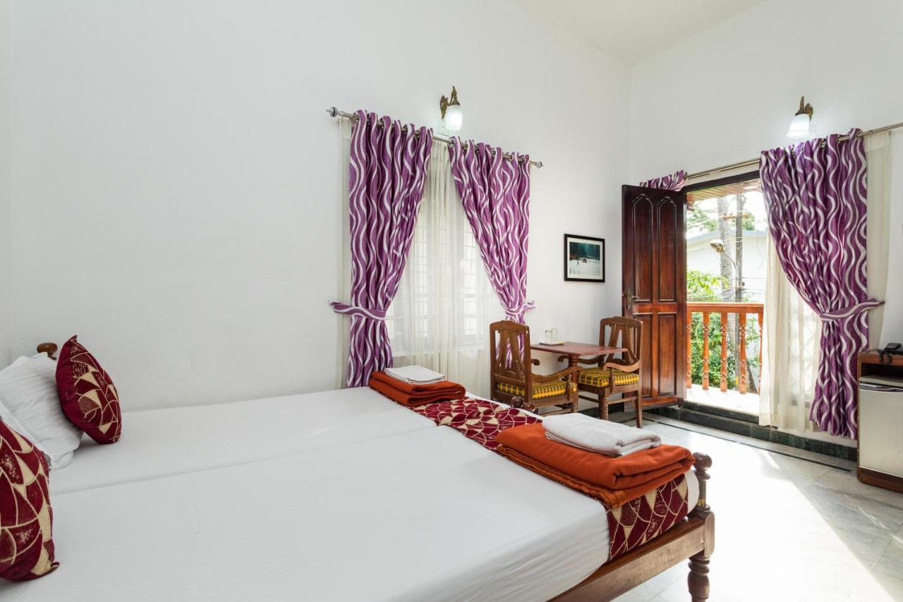 Hotel White Rose Kochi Exterior foto