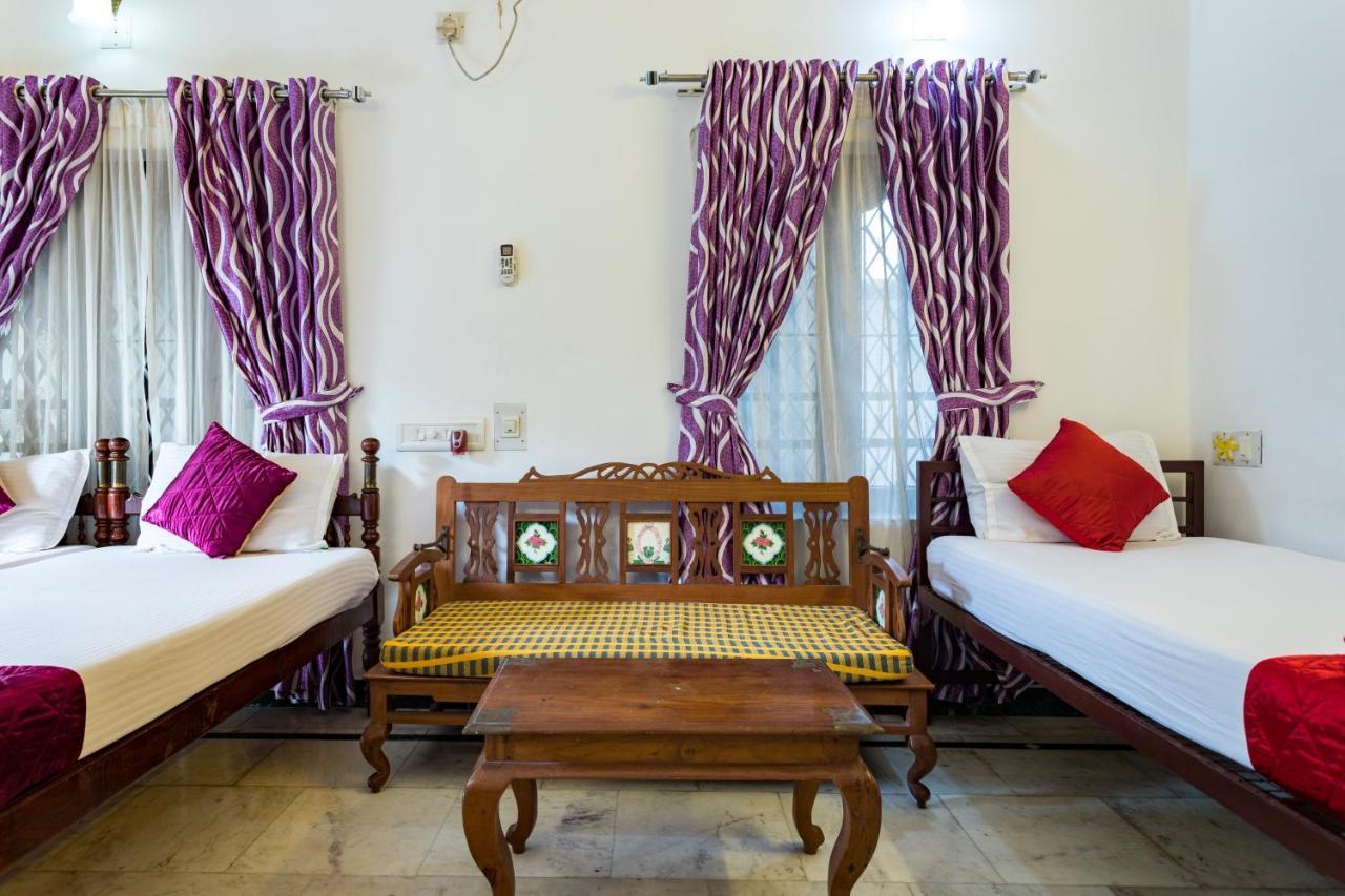 Hotel White Rose Kochi Exterior foto